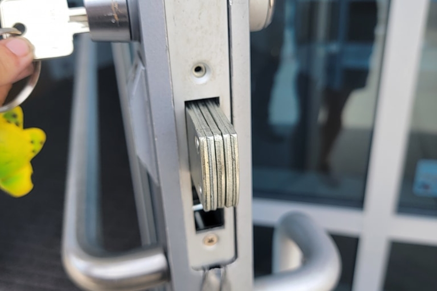 commercial locksmith
